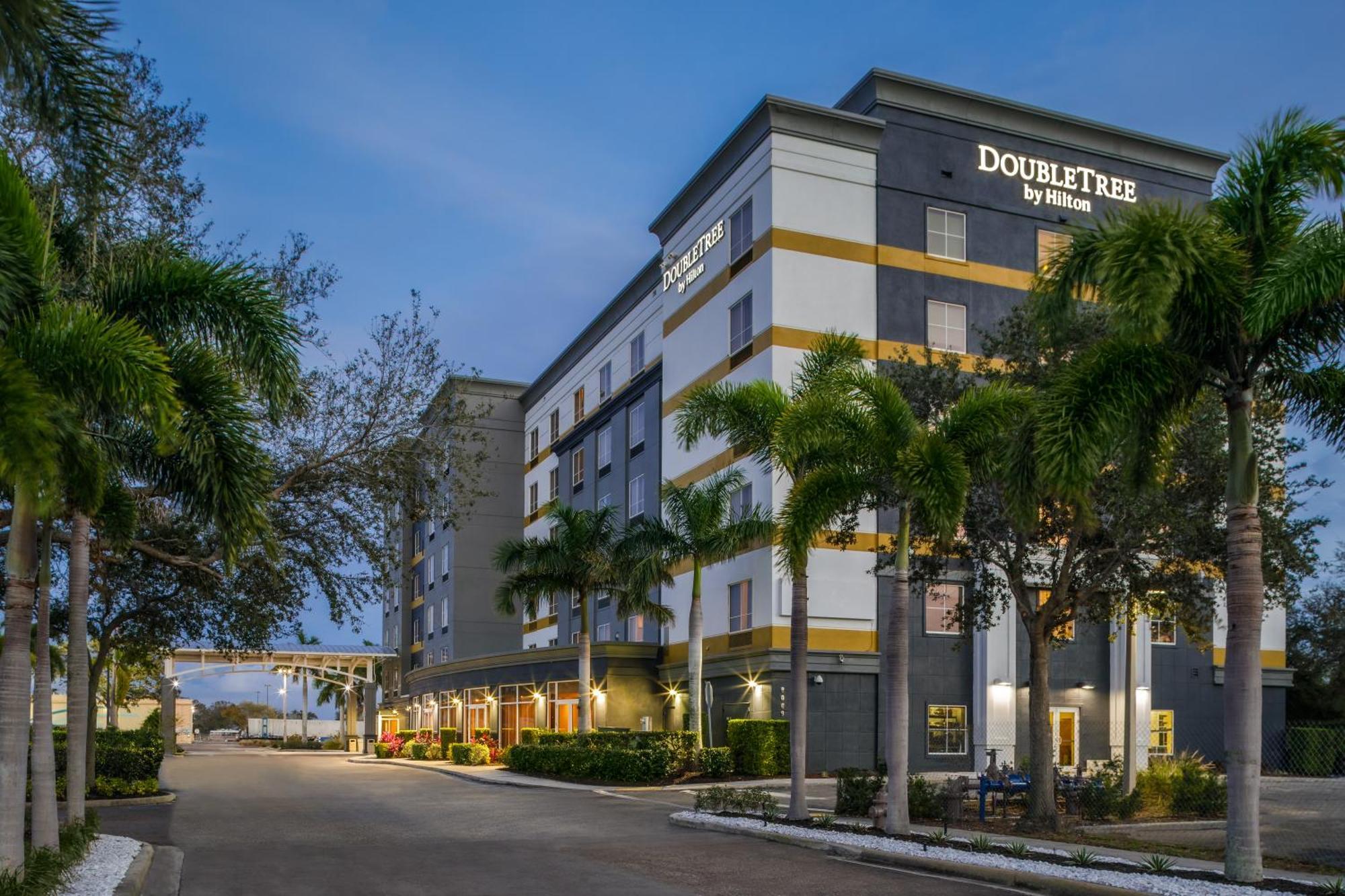 Hotel Doubletree By Hilton Sarasota Bradenton Airport Zewnętrze zdjęcie
