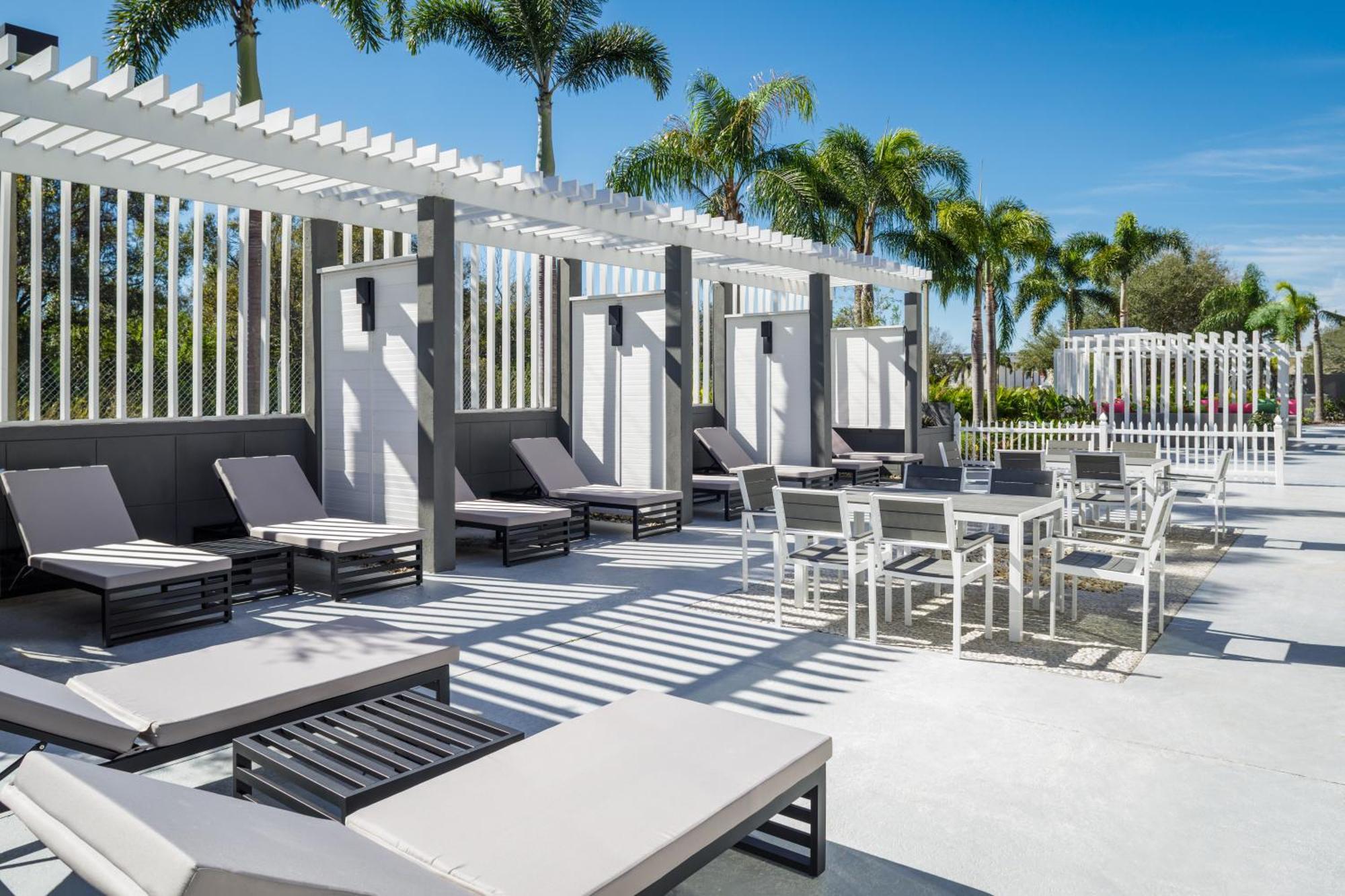 Hotel Doubletree By Hilton Sarasota Bradenton Airport Zewnętrze zdjęcie